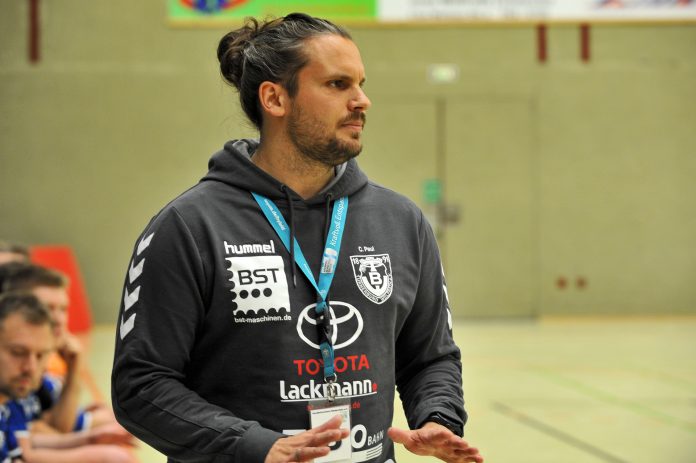 Trainer_Christian_Paul_TBW-Mettmann_Nov-2018 Kann am Samstag schon den Aufstieg mit seiner Mannschaft schaffen: TBW-Trainer Christian Paul Foto: Mathias Kehren