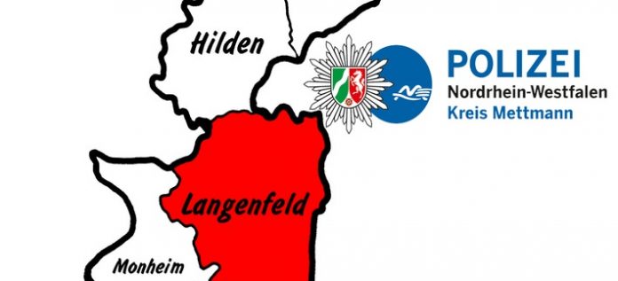 01_Kreis ME_pol-me-freilaufendes-pferd-verursacht-verkehrsunfall-langenfeld-1812129 Bei einer Kollision zwischen einem Auto und einem entlaufenen Pferd sind zwei Frauen sowie das Tier verletzt worden. Bild: Symbolbild (Polizei)