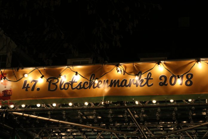 IMG_2537 Der 47. Blotschenmarkt endete, wie er begann: Mit vollen Gassen, guter Stimmung und ganz viel weihnachtlicher Atmosphäre. Foto: André Volkmann