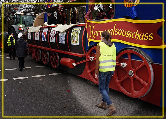 03_RA_Wagenengel_Pressefoto Wer den Ratinger Rosenmontagszug als