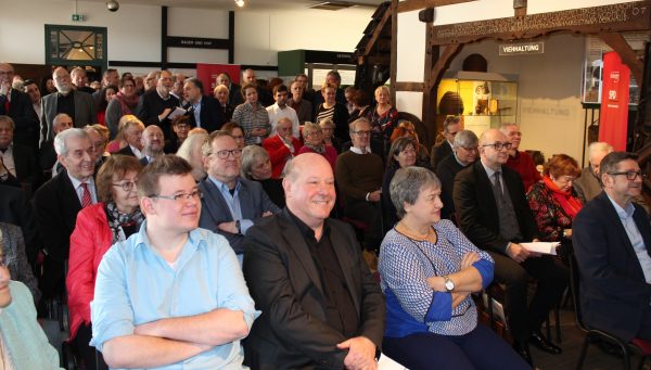 Mehr als 100 Besucher kamen am Sonntag zur Verabschiedung von Peter Zwilling ins Wülfrather Museum