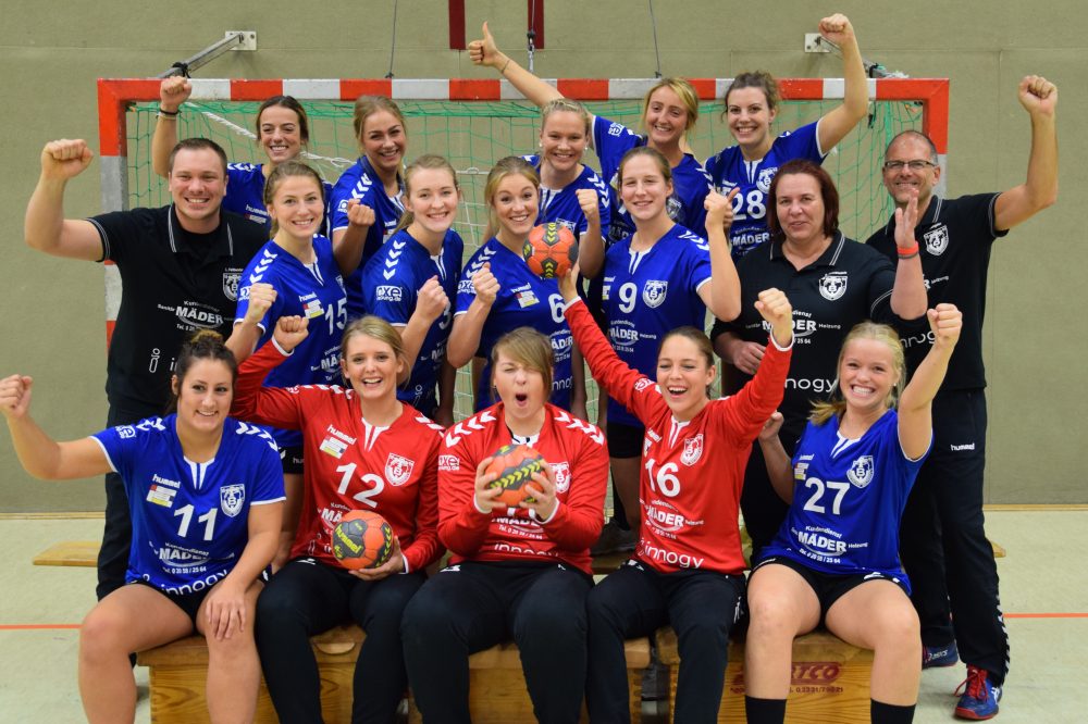 TBW Frauen Jubel Der Jubel über das Erreichen der Tabellenspitze rückt in greifbare Nähe: Im nächsten Spiel muss dafür ein Erfolge her. Foto: TBW
