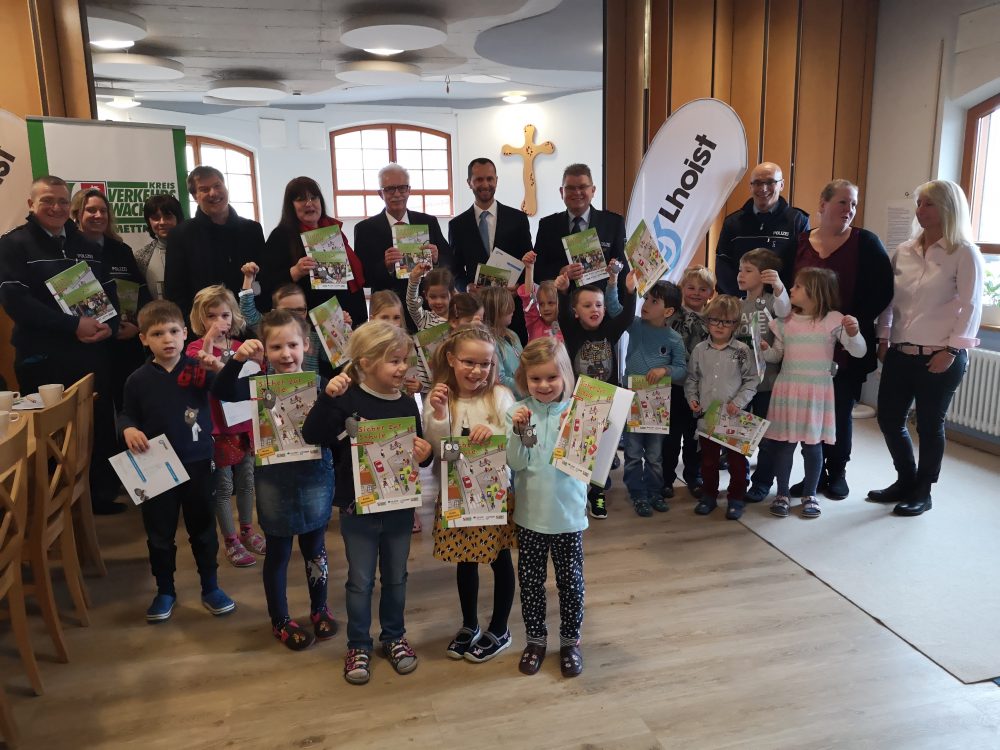 cof Das Ziel der Kampagne: Zukünftige Erstklässler sollen den sicheren Weg zur Schule üben. Foto: Kreis Mettmann