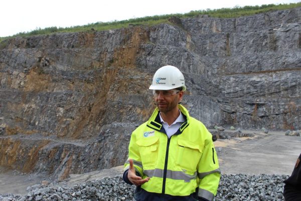 Thomas Perterer, Werksleiter in Flandersbach