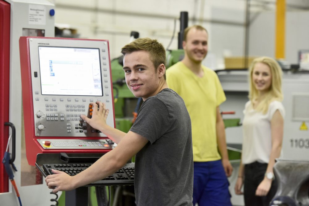 das-mache-ich.de Ausbildung bei WILKA Schließtechnik GmbH In der Schlüsselregion sind noch einige Ausbildungsstellen für diesen Sommer frei. Foto: Schlüsselregion