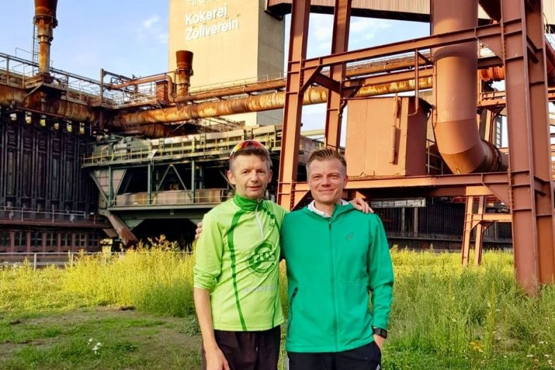 RA_Zollverein Robert Jäkel und Andreas Andreas Schurgacz unterwegs auf dem Gelände der Zeche Zollverein. Foto: TuS 08 Lintorf