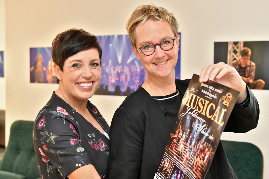 Musical-Academy-Gala_MK5_1123 Maria Jane Hyde und Almuth Schildmann-Brack, Leiterin des Kulturbüros Heiligenhaus, freuen sich auf die zehnte Musical-Gala. Foto: Mathias Kehren