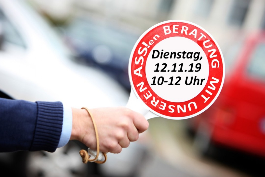 Asse Die Polizei informiert gemeinsam mit den Beraterinnen und Beratern des Aktionsbündnisses Seniorensicherheit. Foto: Polizei