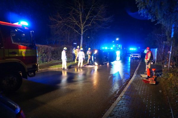 Frau Ist In Der Kontrolle Frau Ist In Der Kontrolle